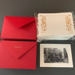 New Authentic Gucci Set of 50 cards w/envelopes